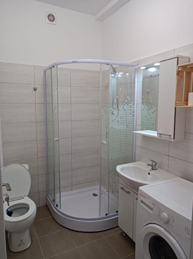 Central Comforts Apartments Bucureşti Ngoại thất bức ảnh